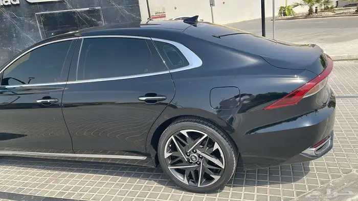 أزيرا - 2020 - بنزين - 3.3cc وارد كوريا تم البيع 6