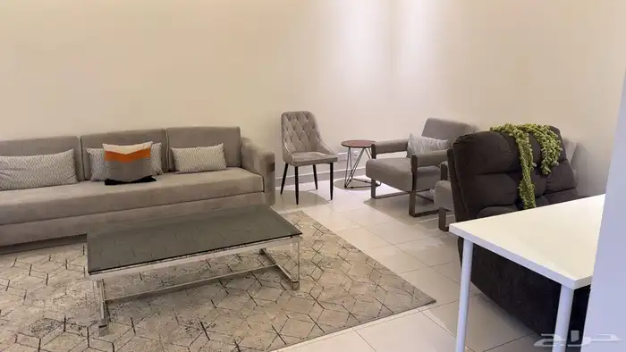 فيلا للبيع في حي المونسيه بمساحة 240 27