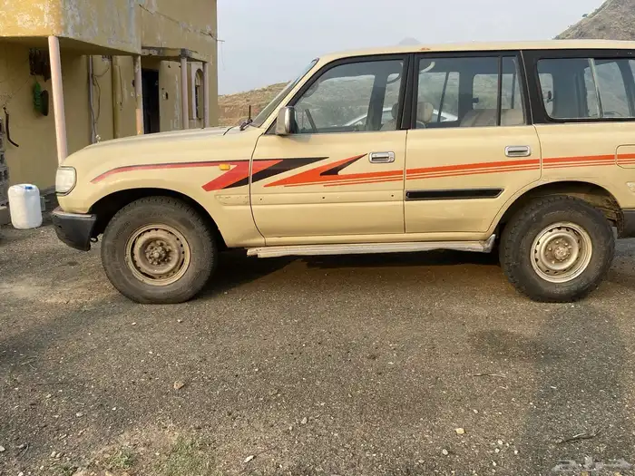 صالون جي اكس 94 3