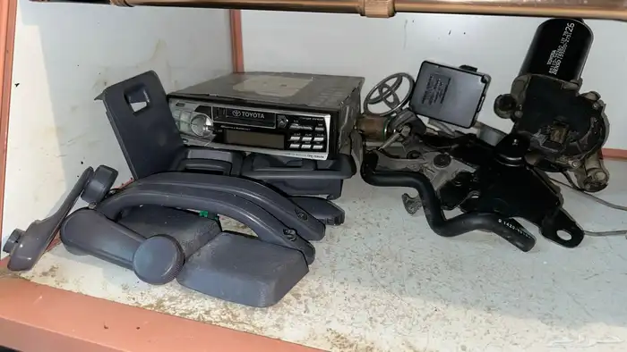 قطع هايلكس من 1998-2005 11