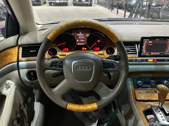 اودي A8 L موديل 2009 15