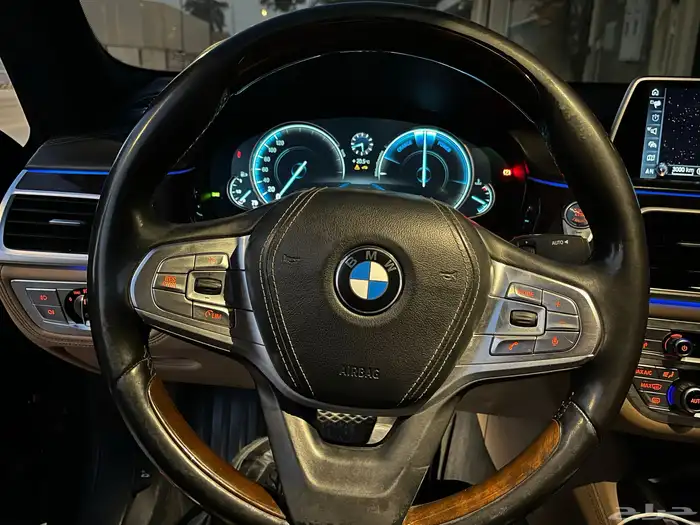 BMW 740li 2016 5