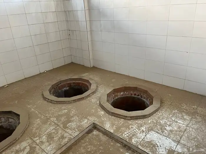 فرصه استثماريه مطعم في موقع ممتاز للإيجار 26