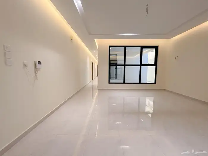 شقة تمليك مدخل مستقل بحي السكب مساحة واسعة ب 570 الف 4