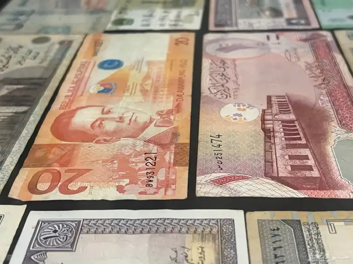 لوحتين ( فلوس ) حقيقيه 5