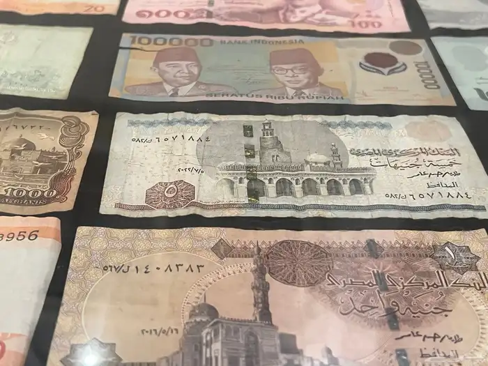 لوحتين ( فلوس ) حقيقيه 6