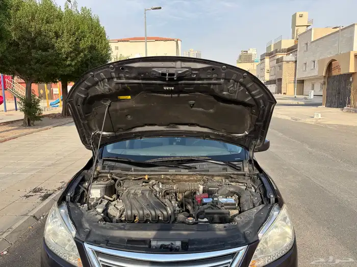 للبيع نيسان سنترا 10