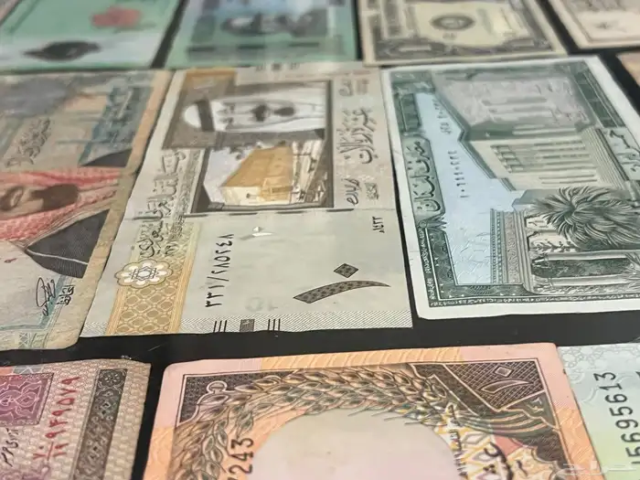 لوحتين ( فلوس ) حقيقيه 2