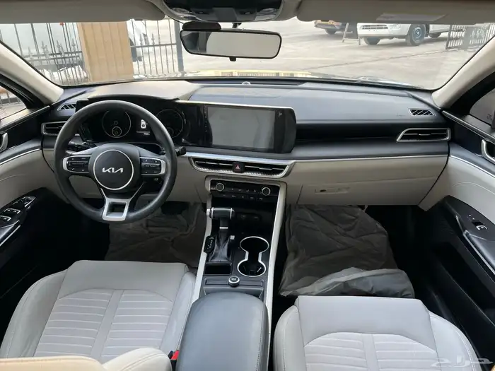 كيا k5 موديل 2022 سعودي ممشى 75000ك بدي وكاله 2