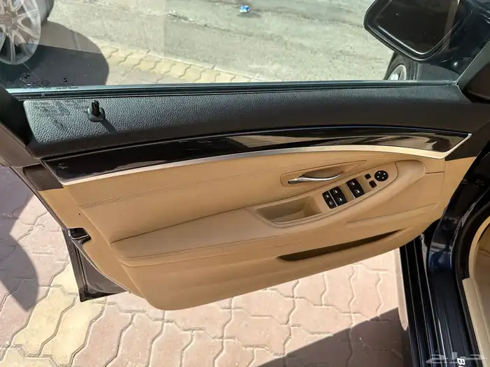 BMW 520i موديل 2015 10