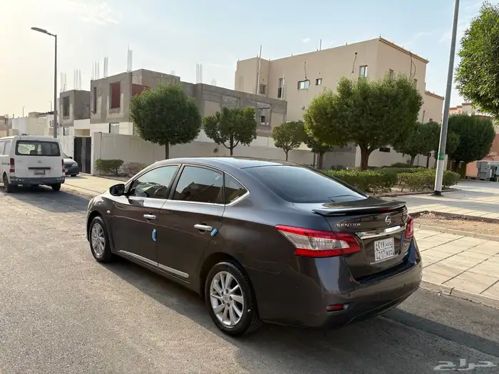 للبيع نيسان سنترا 3