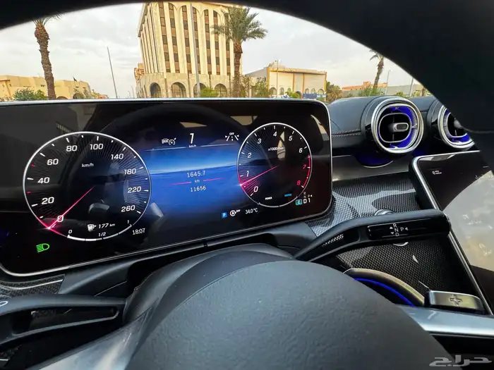 مرسيدس C300 4MATIC 21