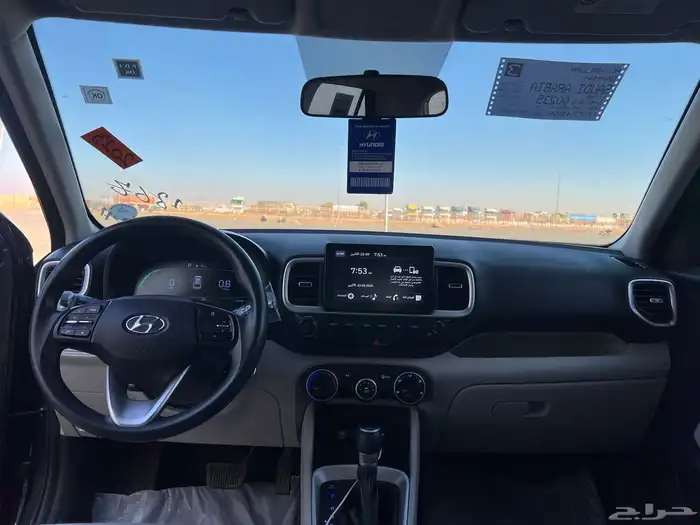 للبيع هونداي فينيو 2023 9