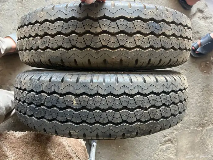 كفرات برجستون جديد موديل 23 في سنه ضمان مقاس 195R15 0