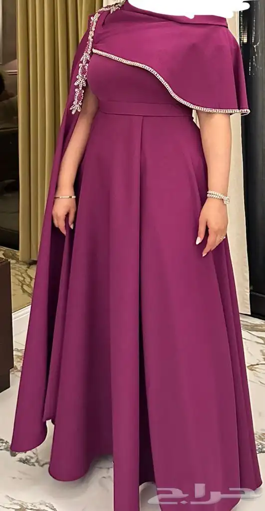 فستان المصممة الكويتية JR 2
