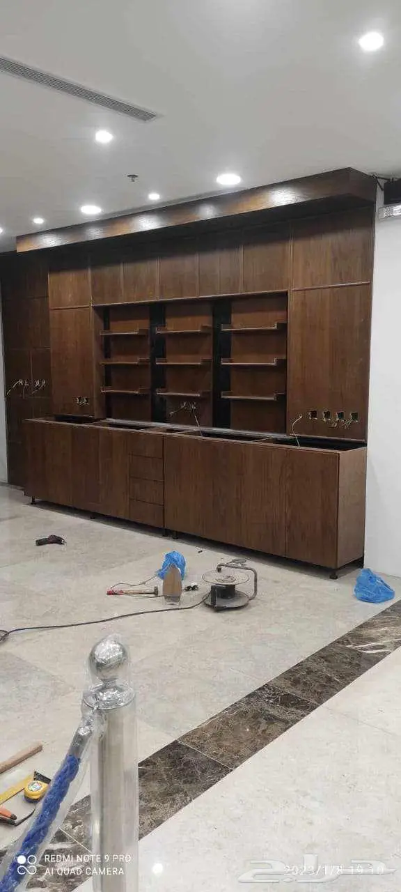 نجار تفصيل وتصميم جميع أعمال الخشب والديكورات وصيانة 16