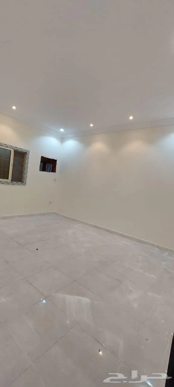 شقة للإيجار بحي الصالحية 7