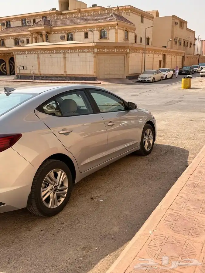 البيع النترا 4
