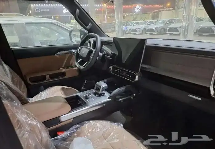 جيتور T2 لكجري 2026 اسود داخلي جملي بعروض اليوم الوطني 5
