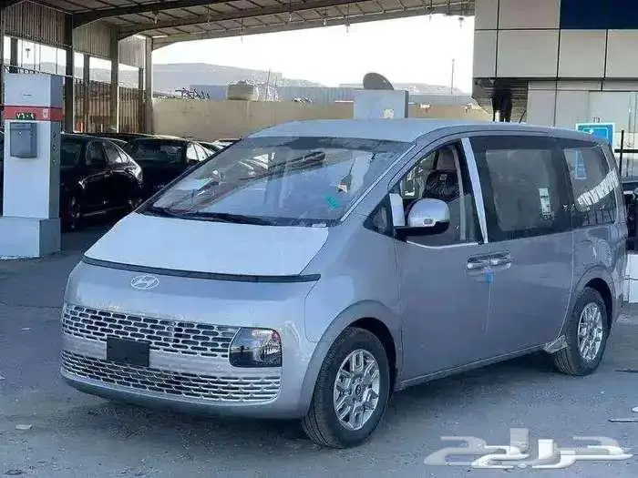 هيونداي استاريا ديزل 9 راكب 2025 عرض خاص 0
