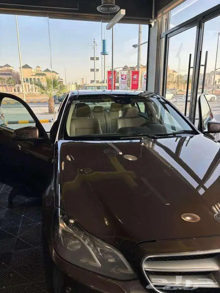 مرسيدس E 300 موديل 2016 كت AMG كاش او اقساط 4