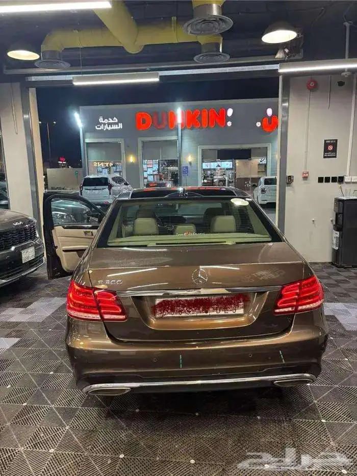 مرسيدس E 300 موديل 2016 كت AMG كاش او اقساط 6