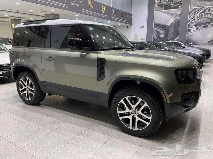 لاندروفر - ديفندر S P300 - 2024 1