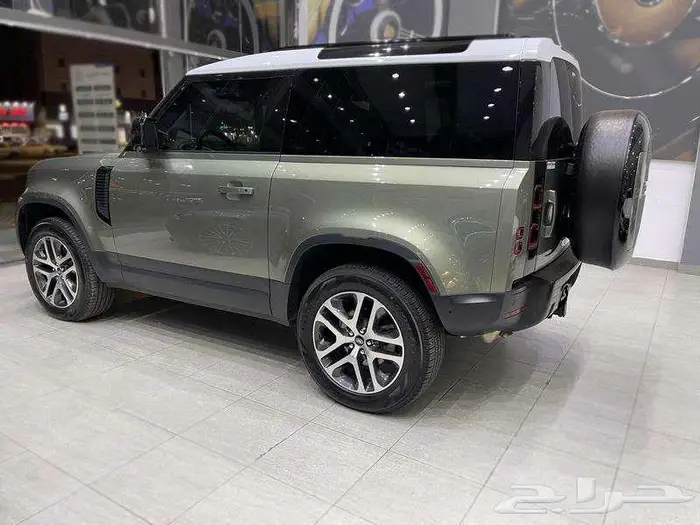 لاندروفر - ديفندر S P300 - 2024 5