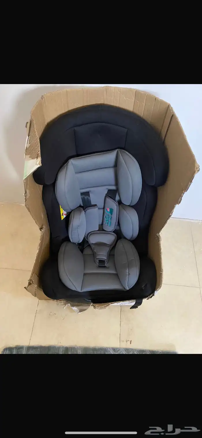 كرسي اطفال جديد لم يستخدم 0