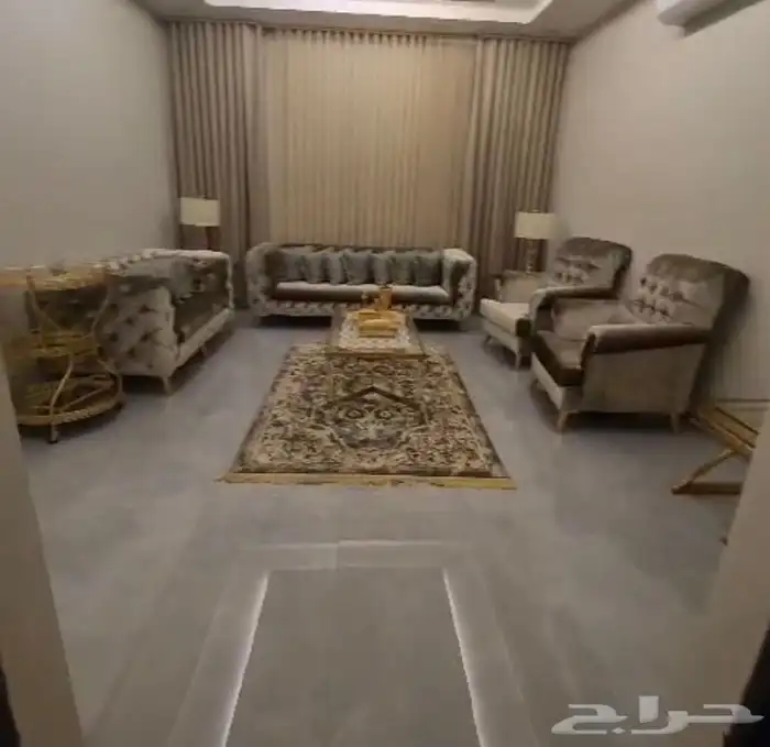 فيلا 900 م حي الصالحيه نظام شقق 3 ادوار 11
