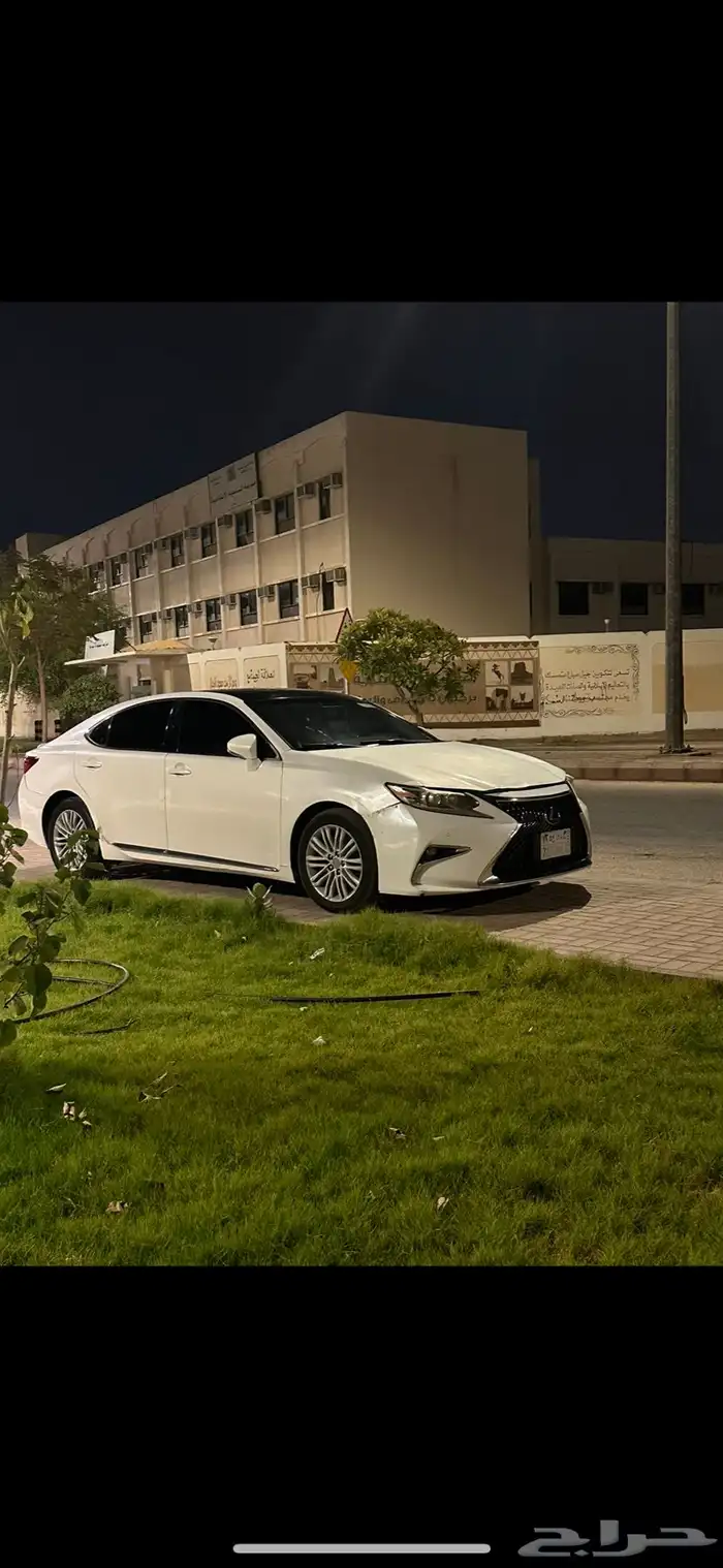 لكزس ES350 موديل2015 6