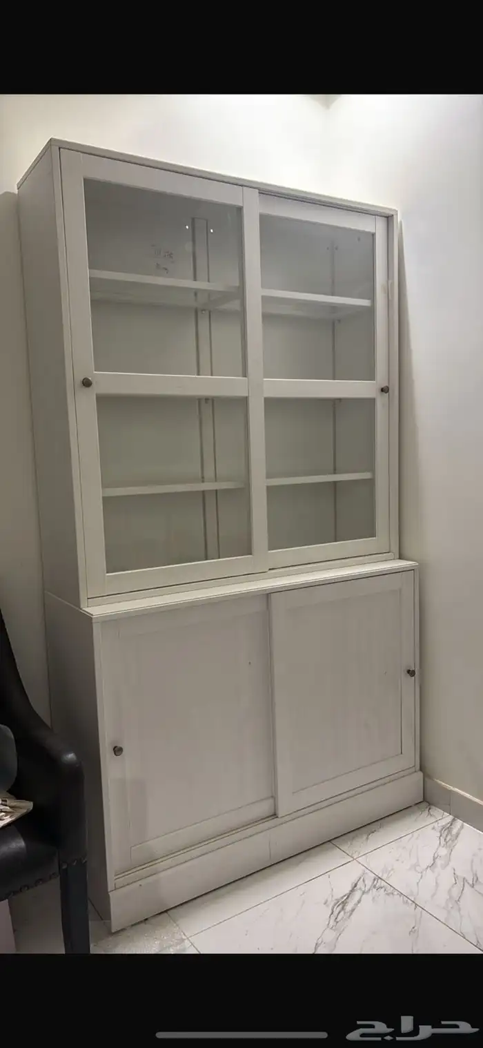 دالوب بأبواب زجاجيه من ايكيا سليم ونضيف جدا 2
