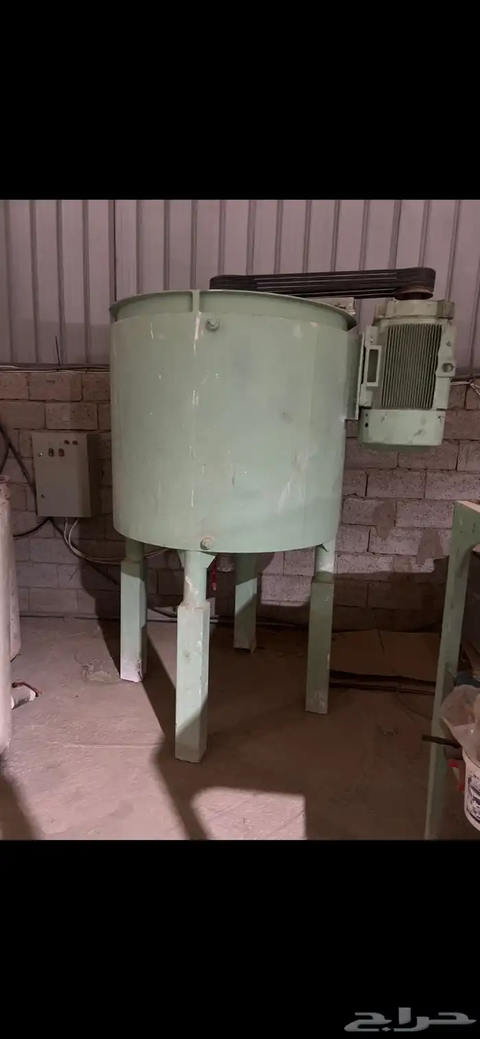 للبيع مصنع دهانات او لشراكه 2