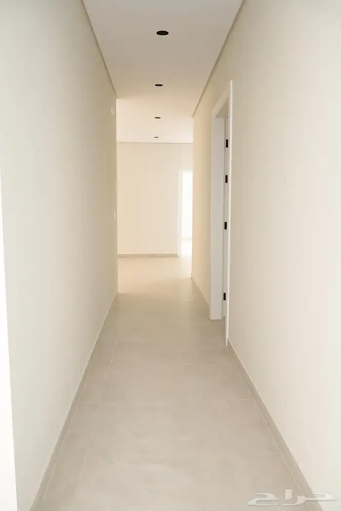 شقه الخبر الحمراء 2