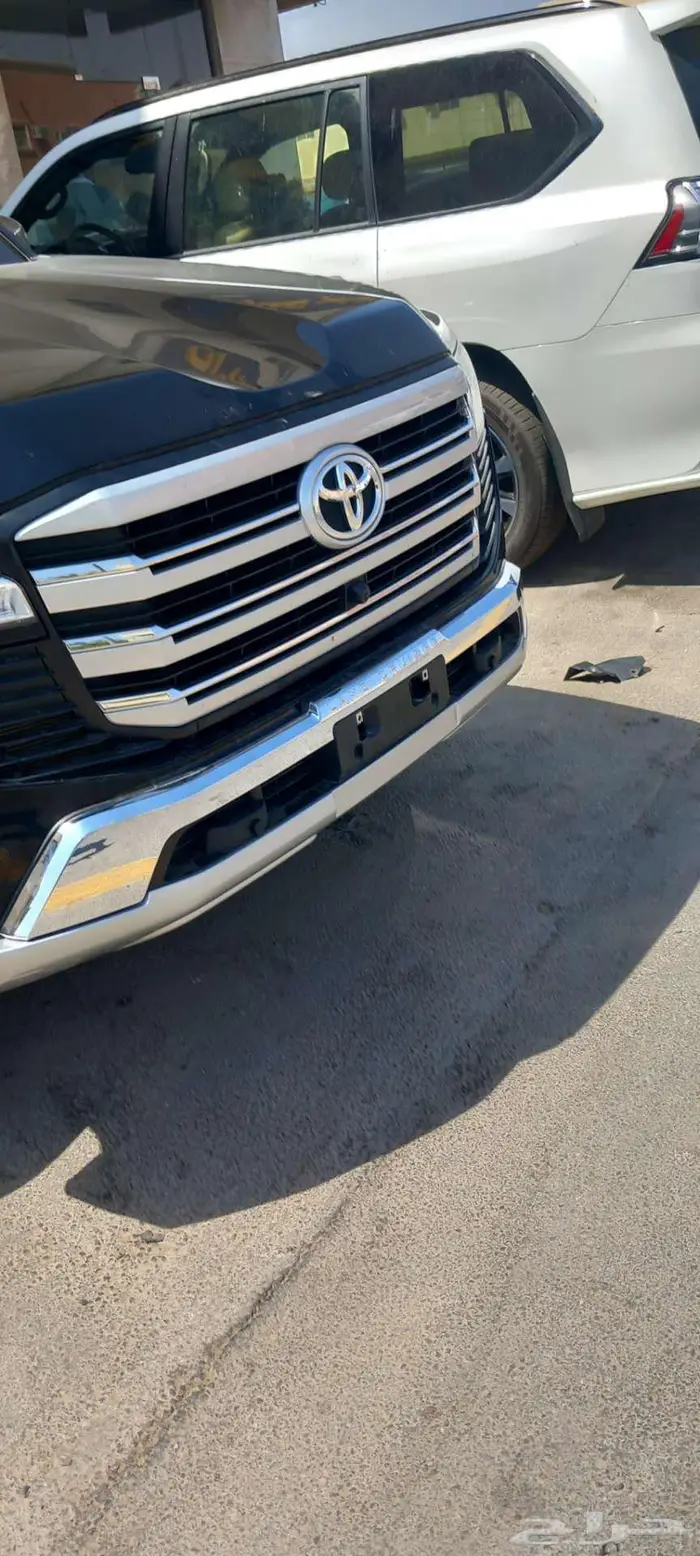 صدام لاندكروزر قطري2025 5