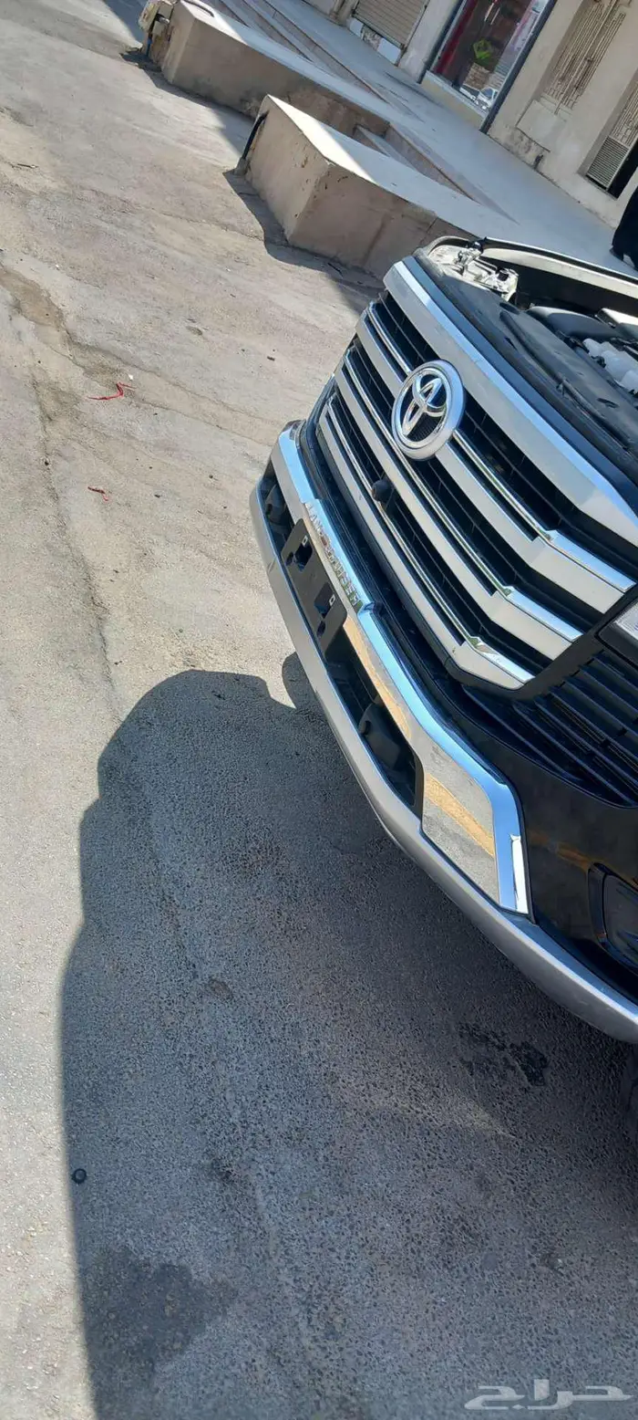 صدام لاندكروزر قطري2025 6