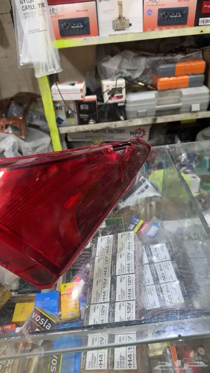 للبيع اسطاب افالون بريميوم وكاله فيه ملاحضه كسر بسيط 0