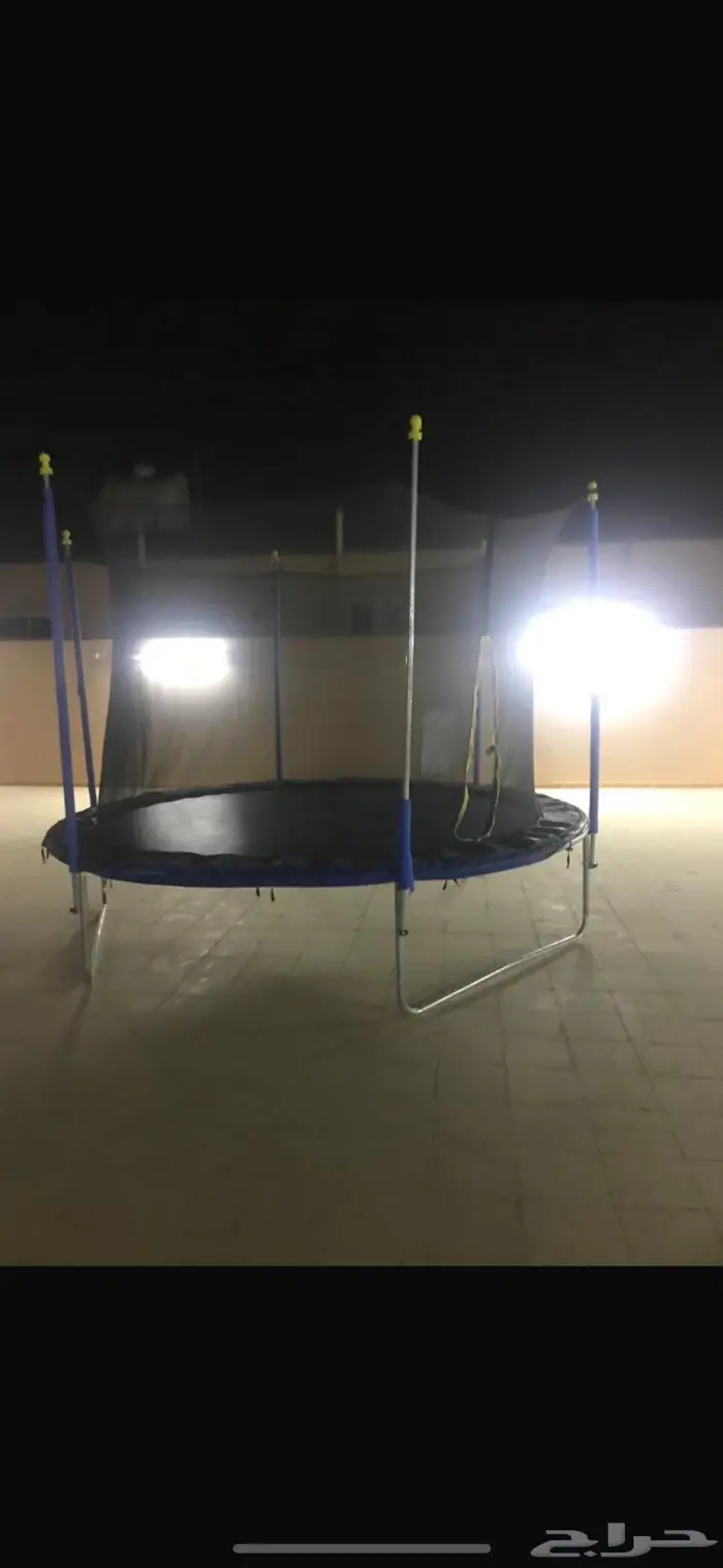 للايجار بالشهر 300 0