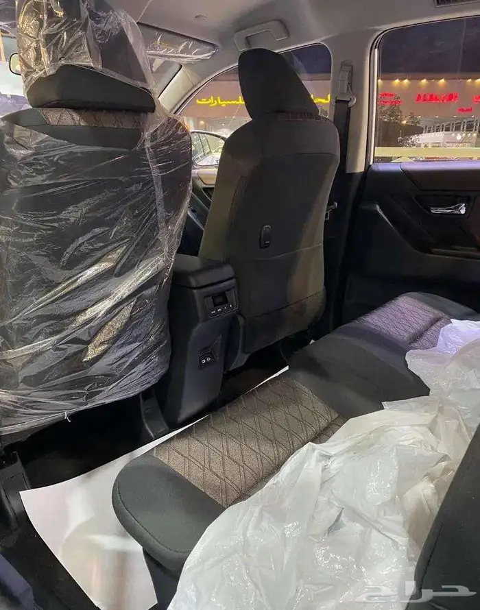 تتوفر فئات انوفا 2025 اصفارلمبيعات النقدوالبنوك بأقل ربح0.35 8