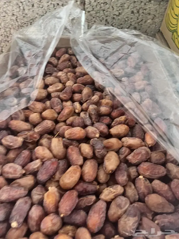 تمر خلاص للبيع 2