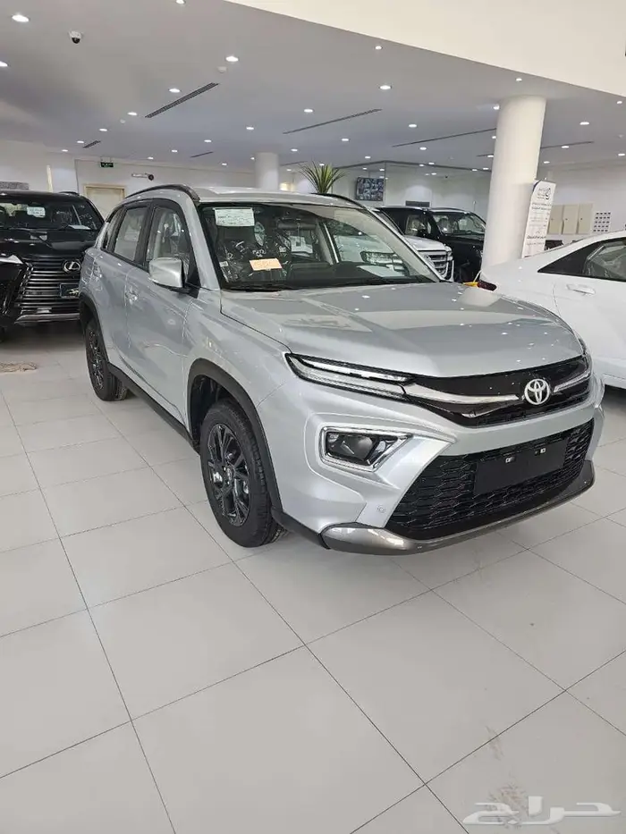 تويوتا اوربان GL موديل 2026 10