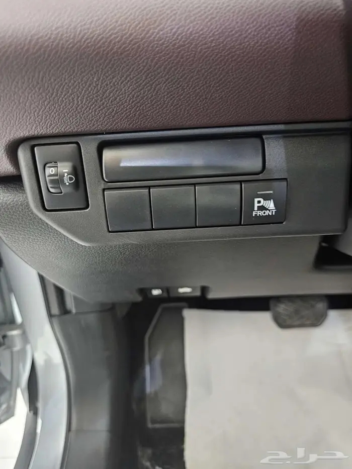 تويوتا اوربان GL موديل 2026 20