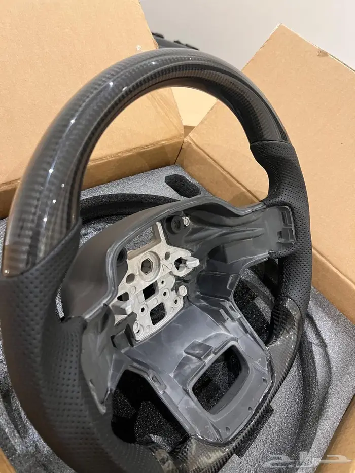 طارة دركسون كاربون فايبر F150 فورد 8