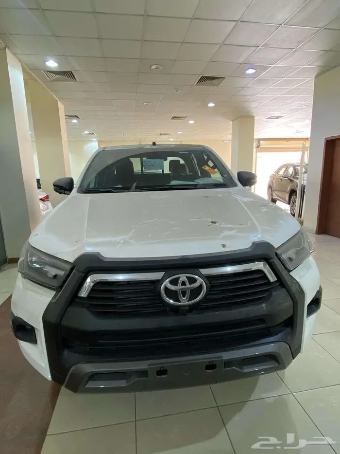 تويوتا هايلكس دفنشر فل كامل موديل 2024 4