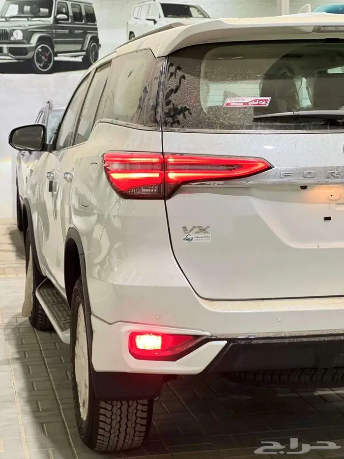 فورشنر بنزين 6سرندل VX3 2025 ويتوفر VX1 . 8