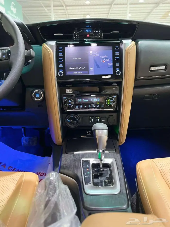 فورشنر بنزين 6سرندل VX3 2025 ويتوفر VX1 . 24