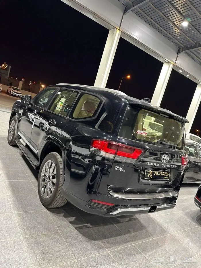 لاندكروزر جي اكس ار L4 سعودي 2025 10