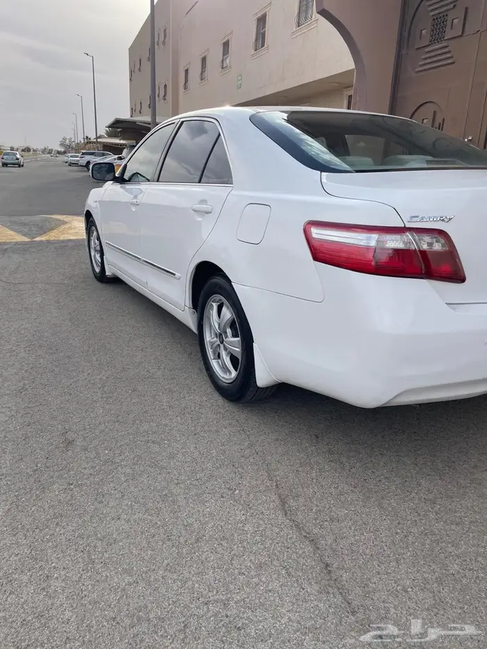 كامري 2007 GLX والبيع سمح 24