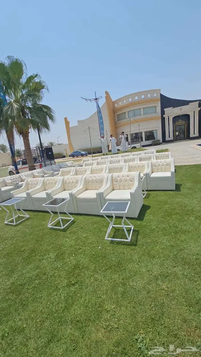 تاجير كنب وكراسي وطاولات 3