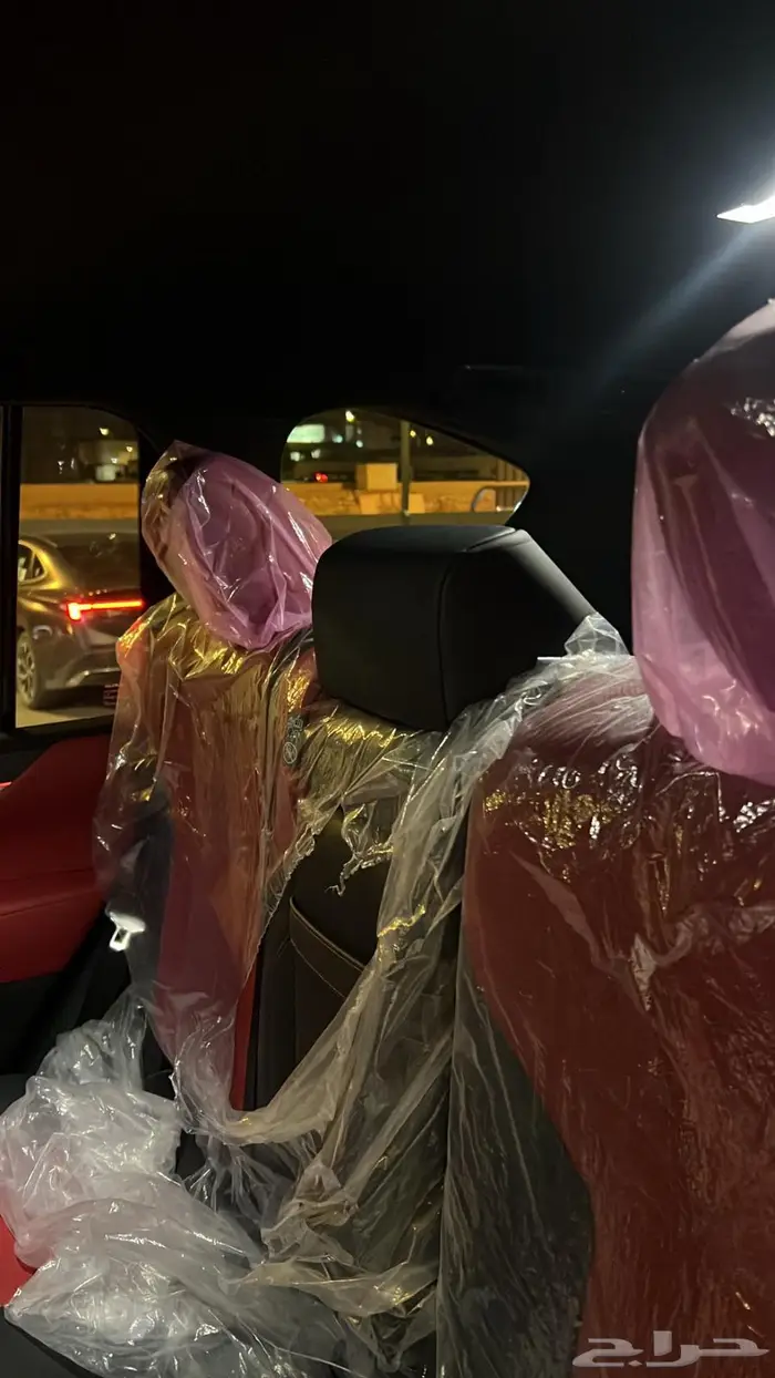 لكزس اف سبورت اسود 2025 16